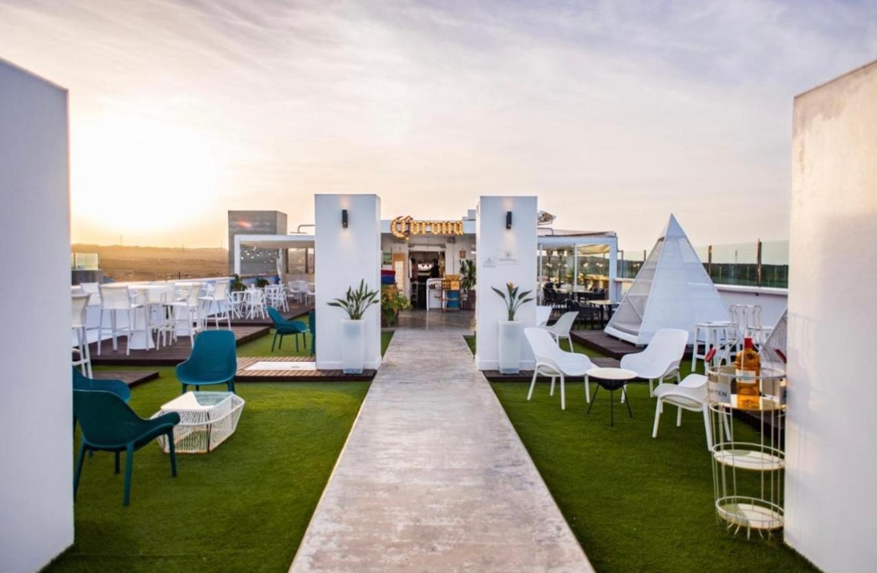 Bristol Sunset Beach Private Apartment Corralejo Exterior photo